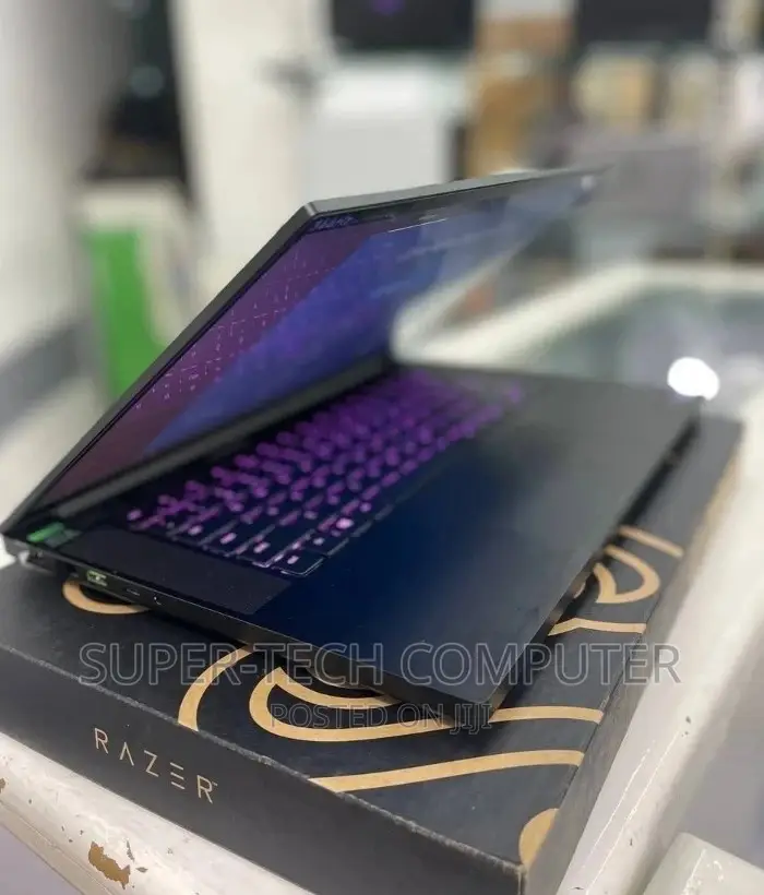 New Laptop Razer Blade Pro 16GB Intel Core I7 SSD 1T