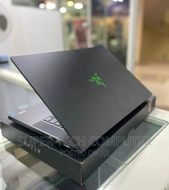 New Laptop Razer Blade Pro 16GB Intel Core I7 SSD 1T