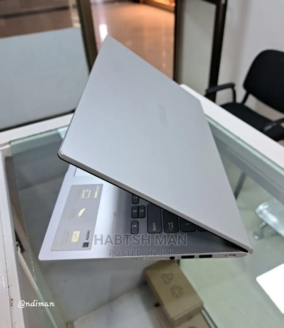 New Laptop Asus VivoBook 15 X505BA 8GB Intel Celeron SSD 256GB