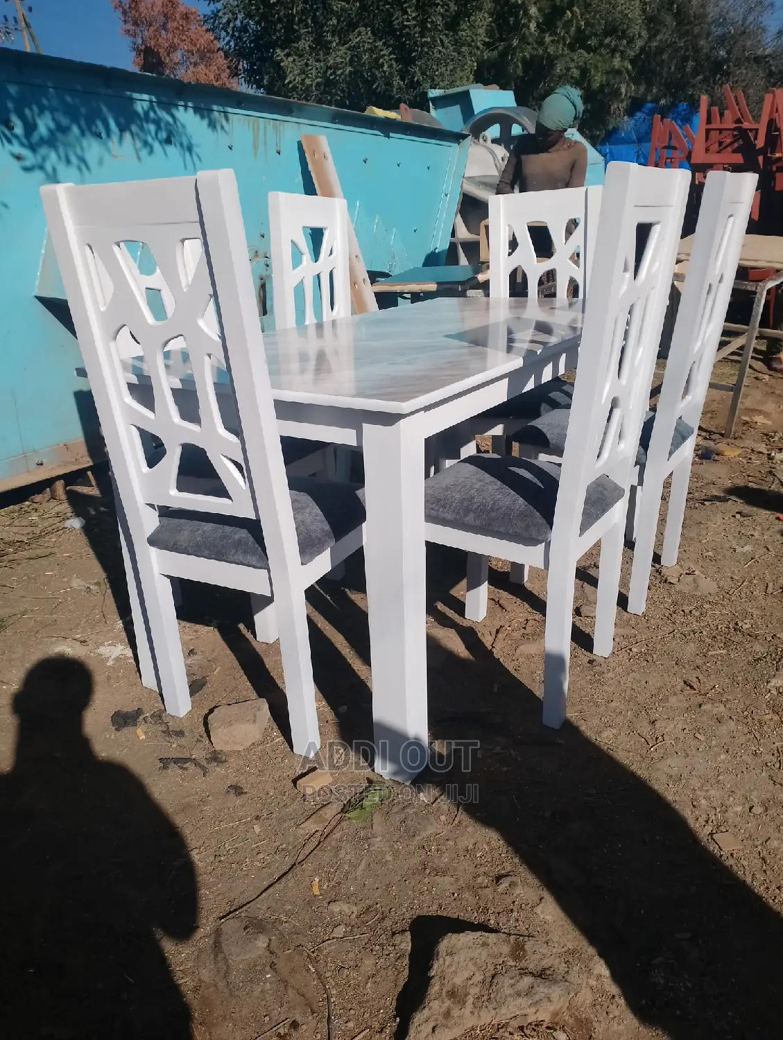 Dining Table /መመገቢያ ጠረጴዛ