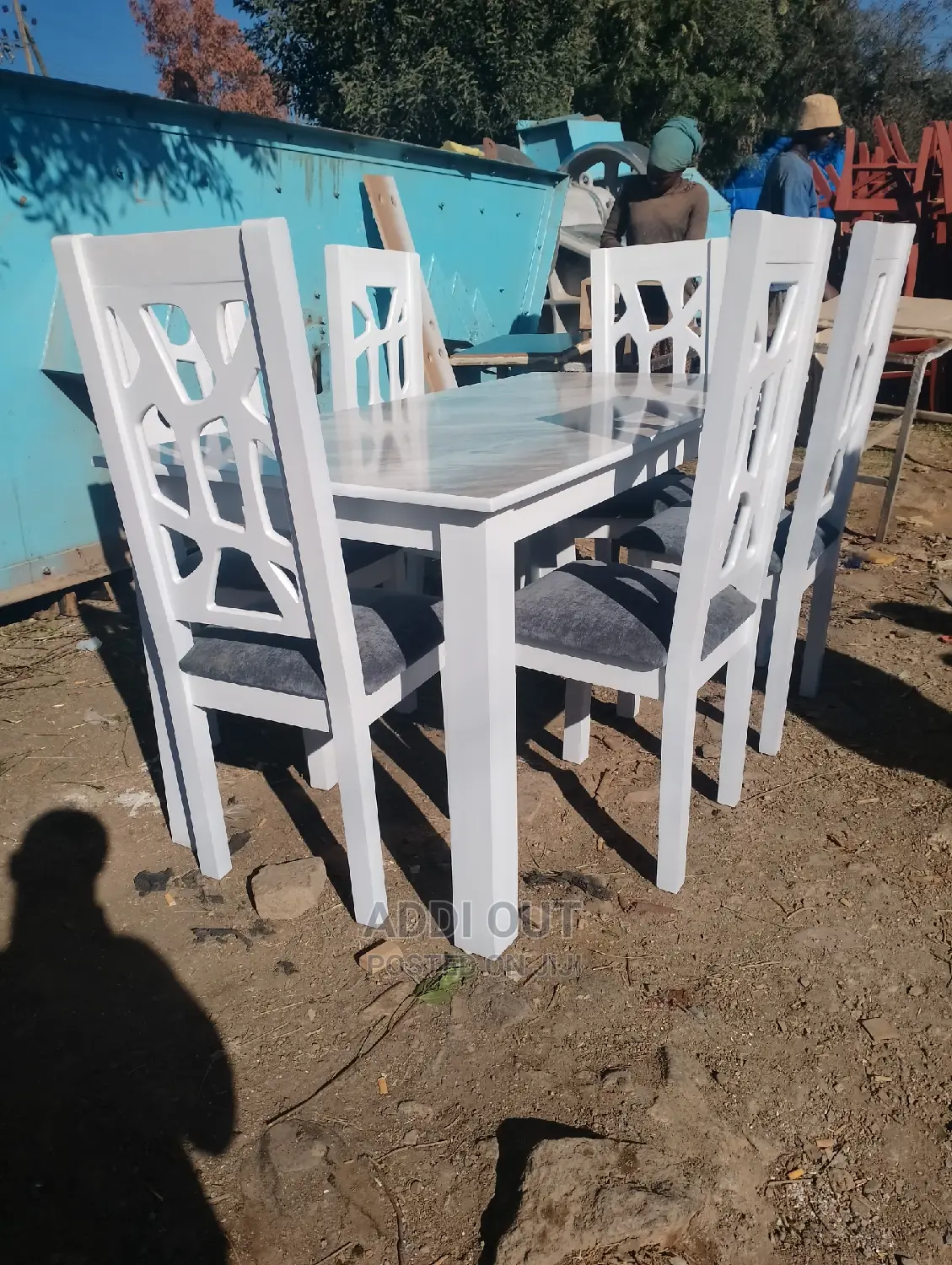 Dining Table /መመገቢያ ጠረጴዛ