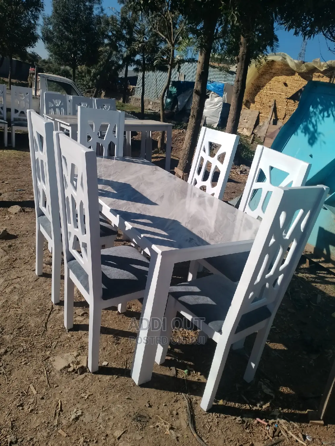 Dining Table /መመገቢያ ጠረጴዛ