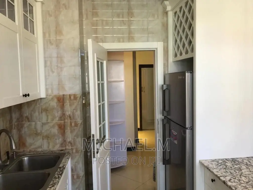 Furnished 2bdrm Apartment in Sunshine, Bole for Sale