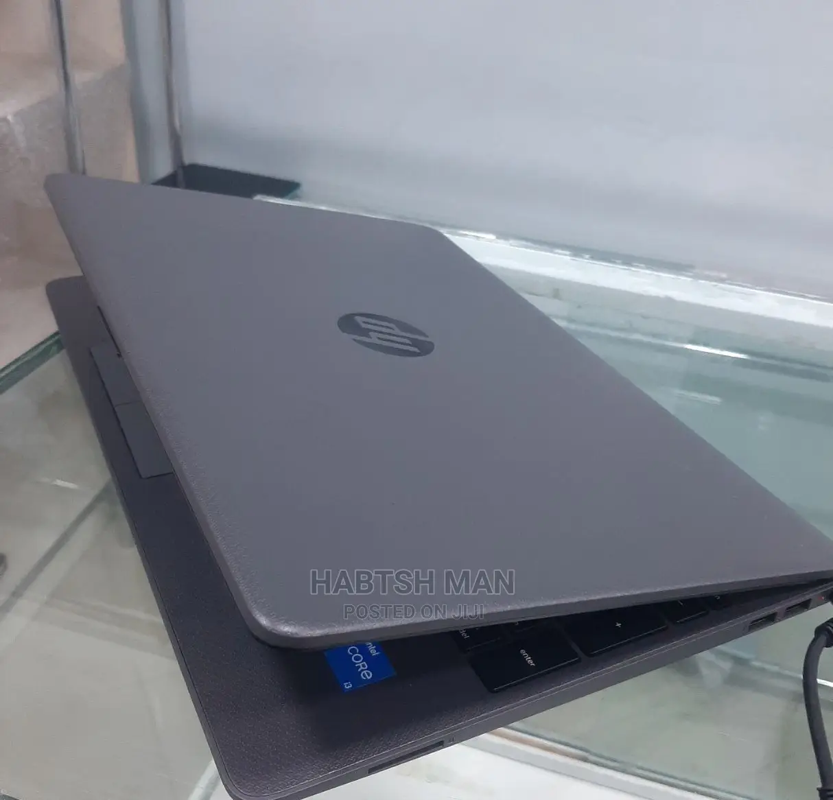 New Laptop HP Stream Notebook 8GB Intel Core I3 HDD 1T