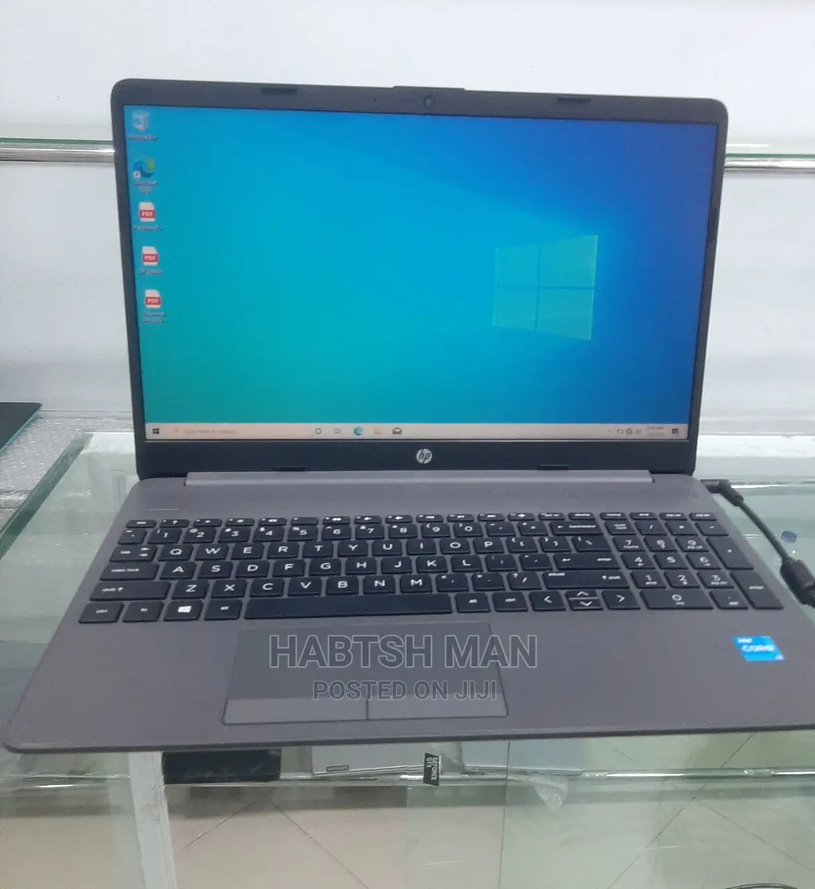 New Laptop HP Stream Notebook 8GB Intel Core I3 HDD 1T