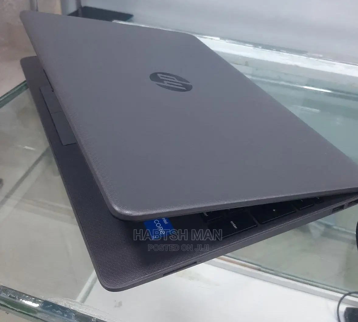 New Laptop HP Stream Notebook 8GB Intel Core I3 HDD 1T