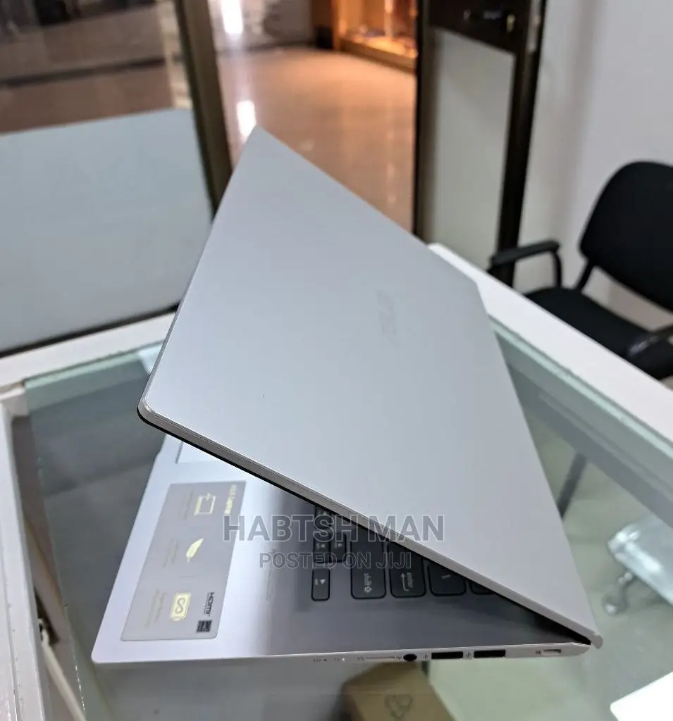 New Laptop Asus 4GB Intel Celeron SSD 256GB