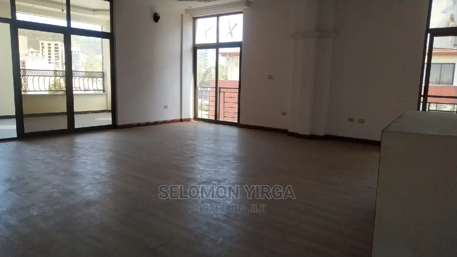 3bdrm Apartment in አድስ አበባ, Bole for Rent