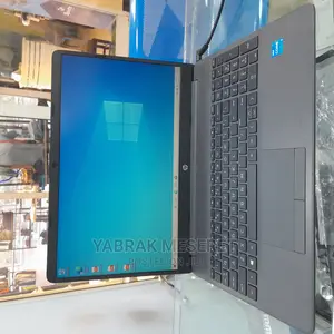 New Laptop HP 8GB Intel Core I3 HDD 1T