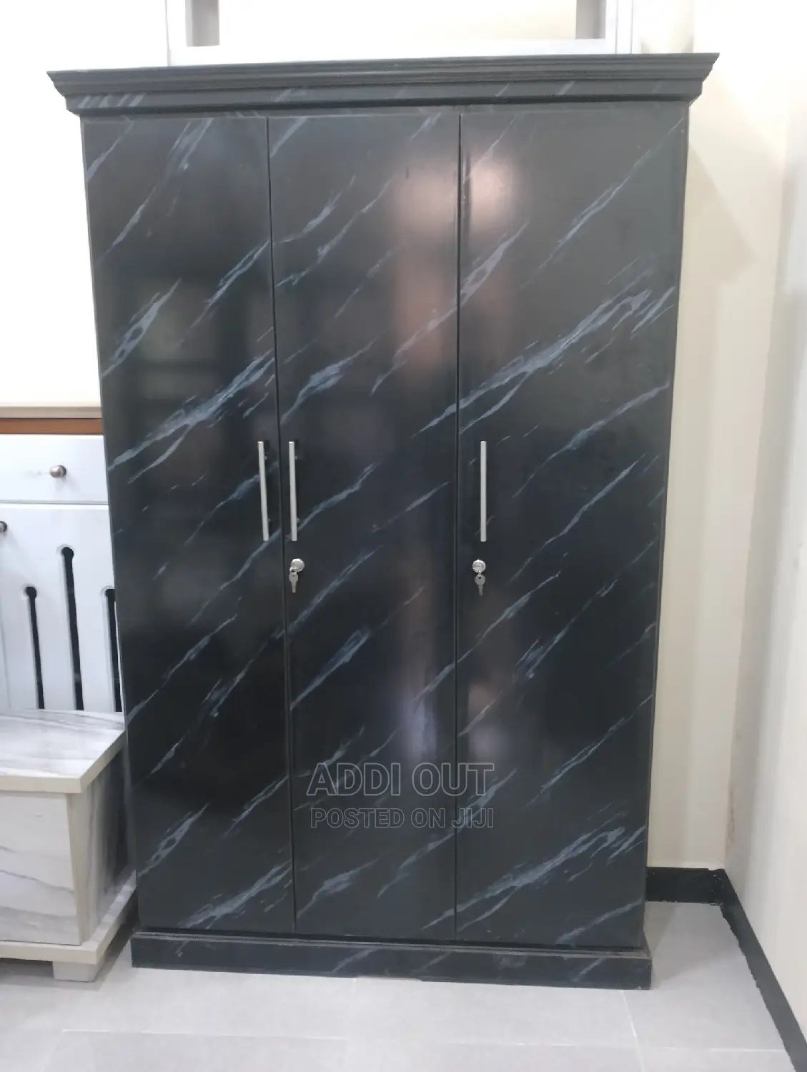 ቁምሳጥን/Cupboard