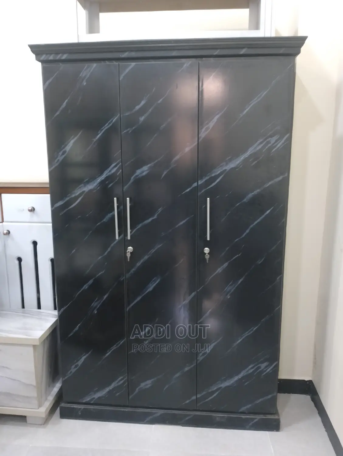 ቁምሳጥን/Cupboard