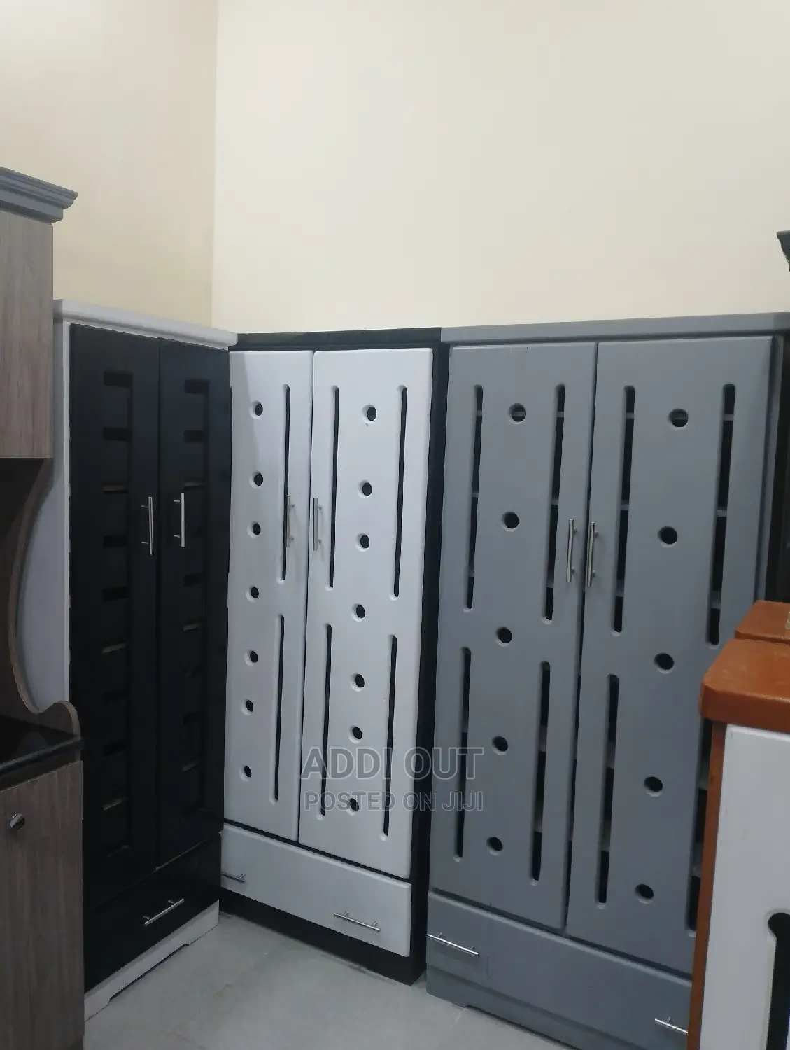 የጫማ መደርደሪያዎች