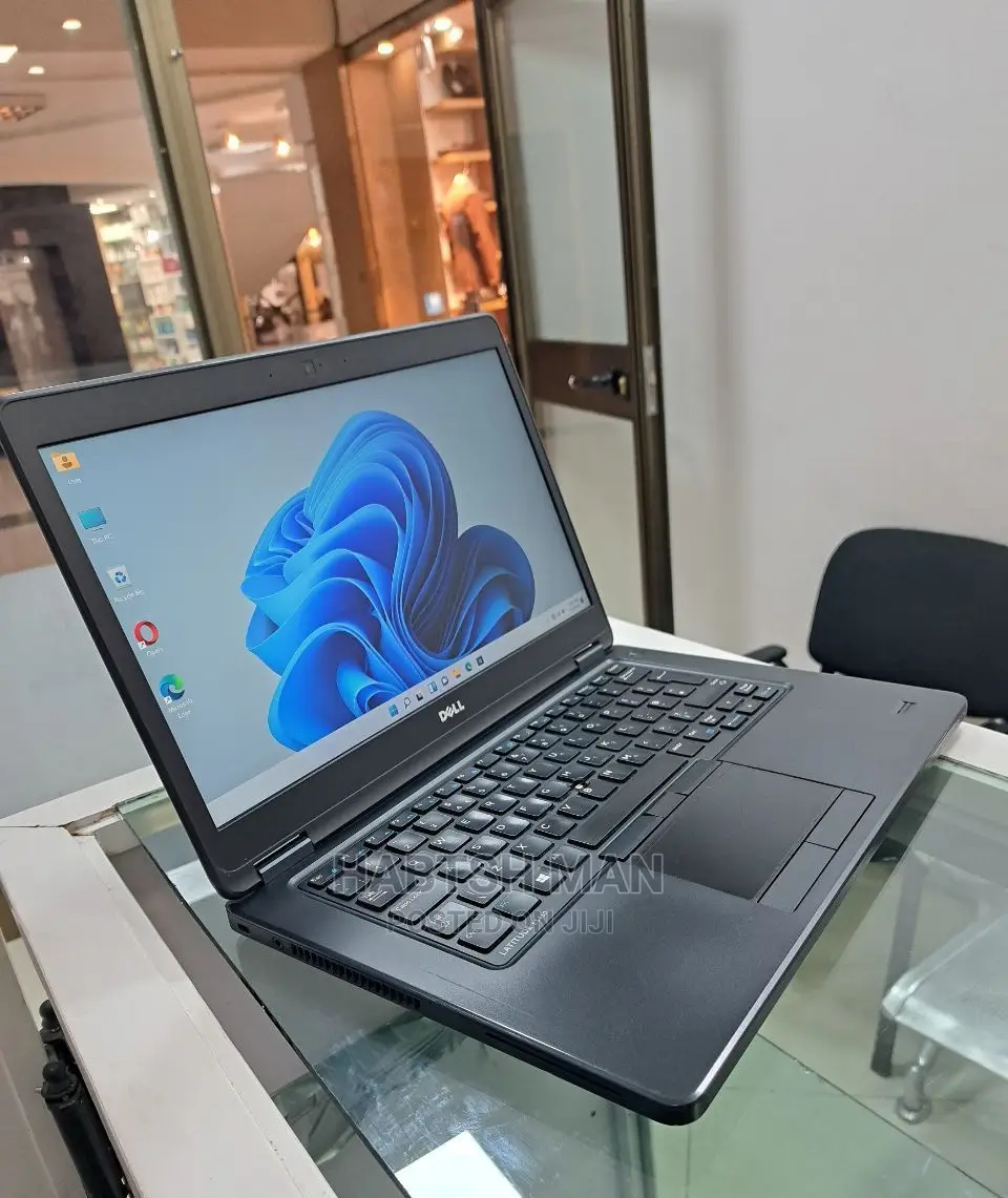 New Laptop Dell Latitude 5310 8GB Intel Core I5 HDD 500GB