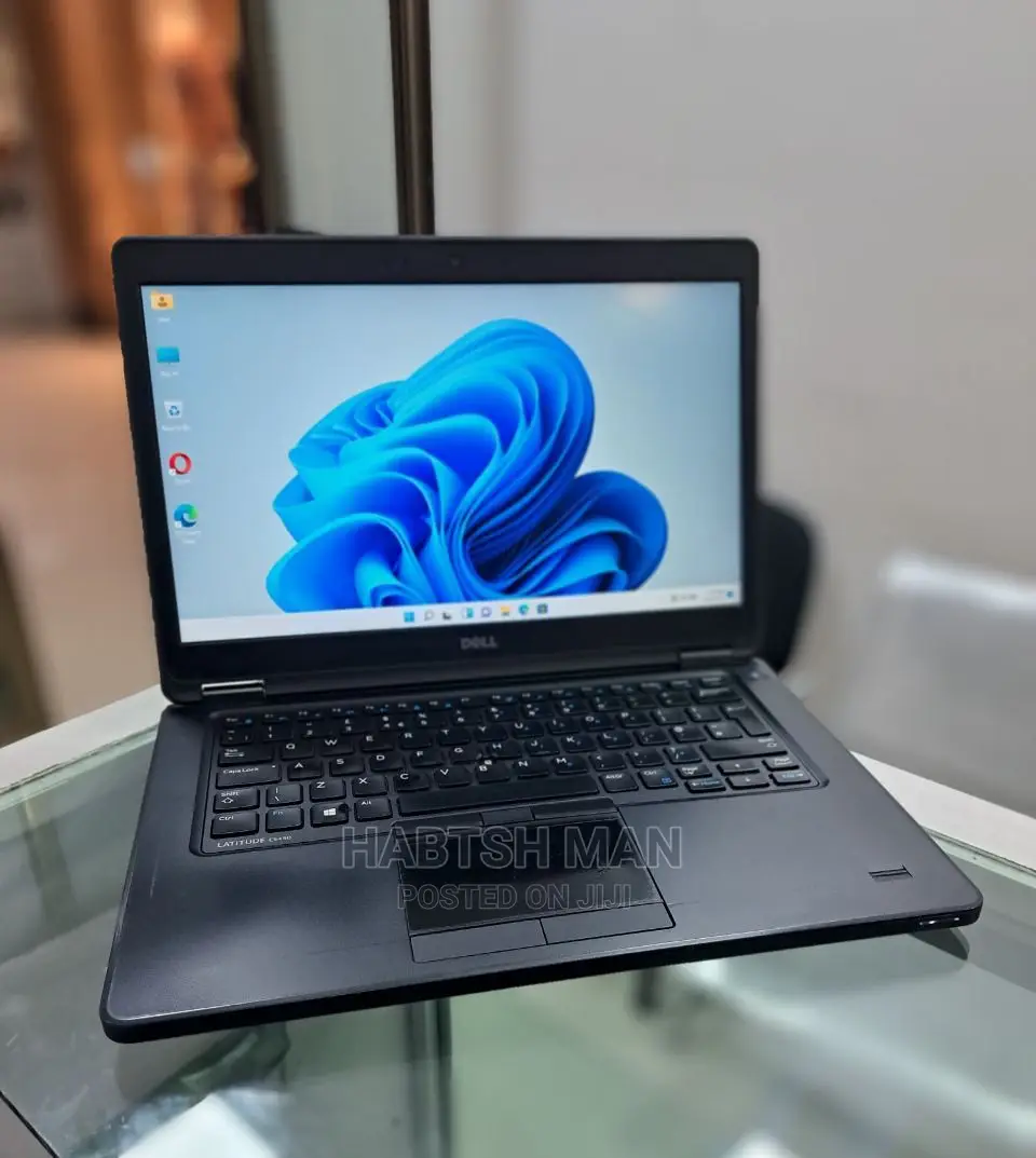 New Laptop Dell Latitude 5310 8GB Intel Core I5 HDD 500GB