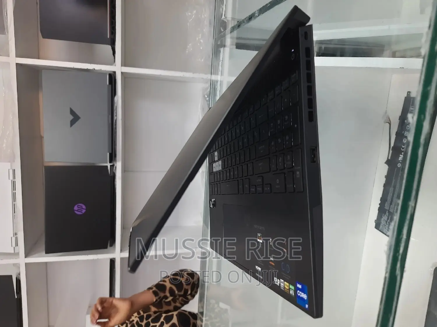 New Laptop Asus TUF Dash F15 16GB Intel Core I7 SSD 512GB