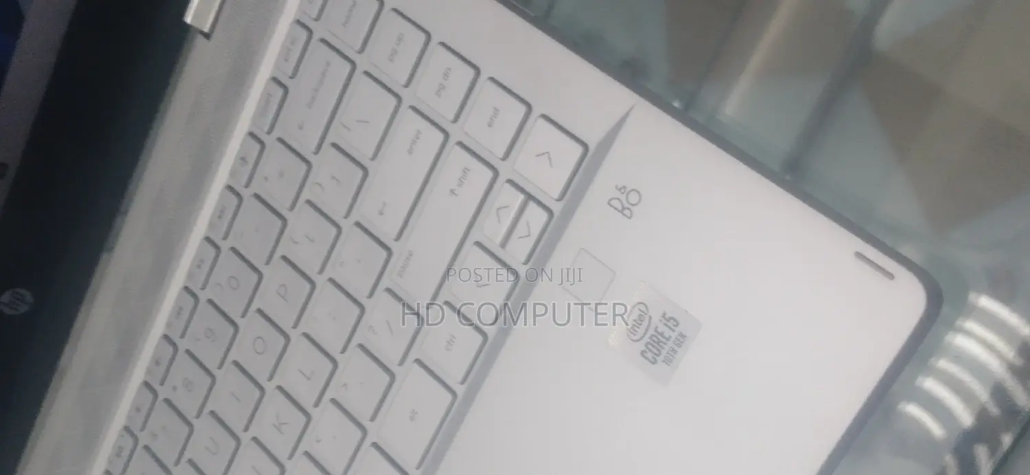 New Laptop HP Pavilion G7 8GB Intel Core I5 SSD 512GB