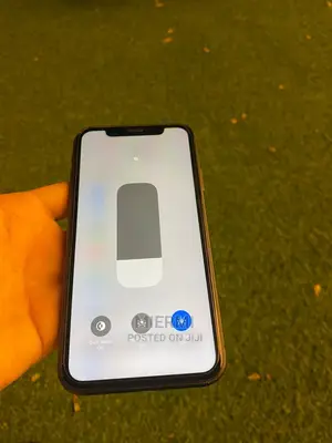 Apple iPhone 11 64 GB Black