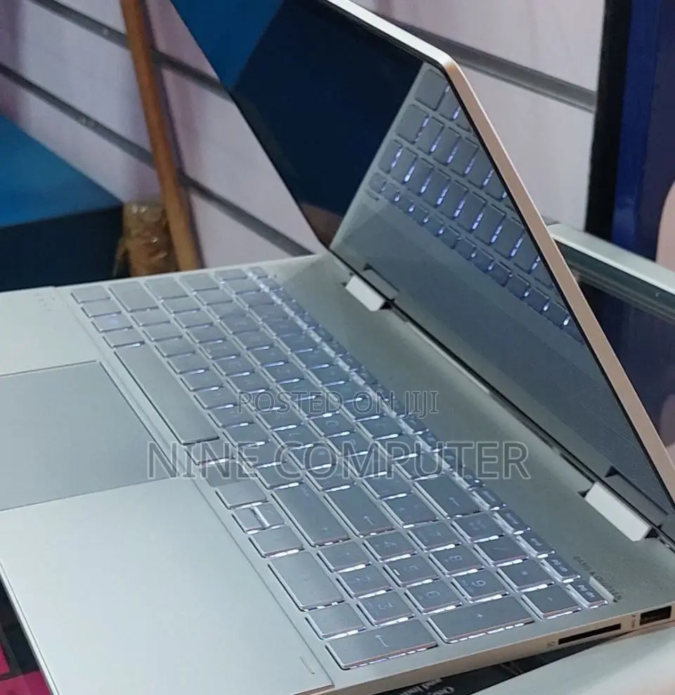 New Laptop HP Envy X360 8GB Intel Core I7 SSD 512GB