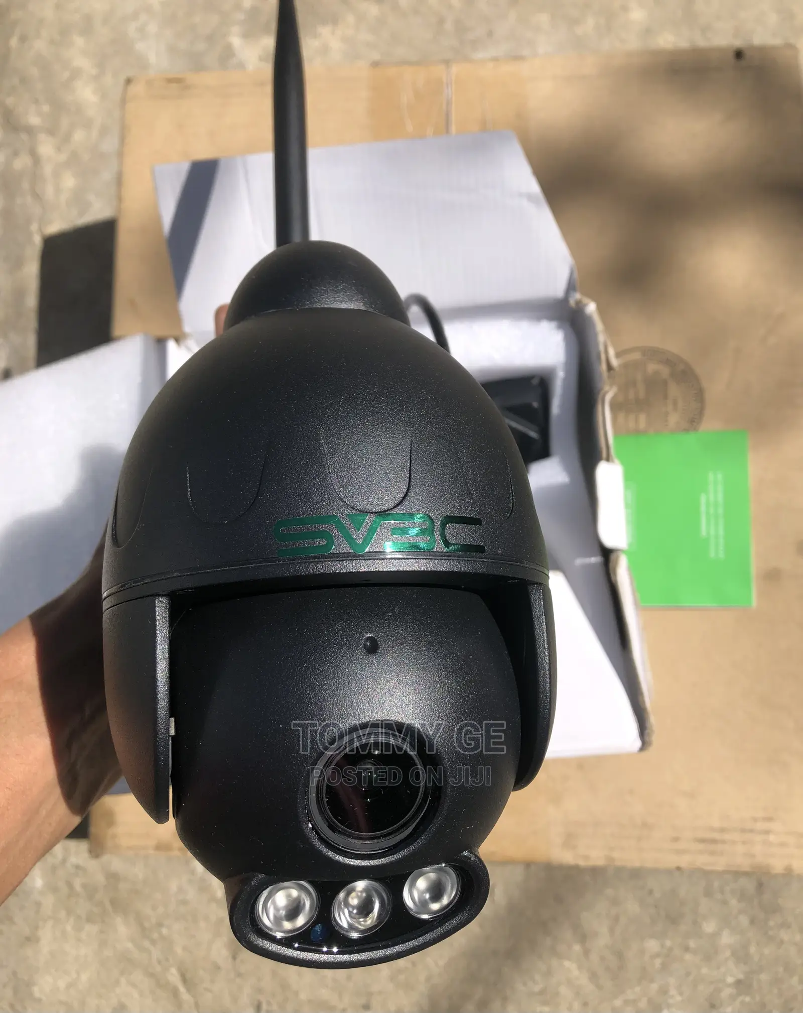 ለግቤ ወይም ለዉጪ እና ለጋራጅ ፣ ለመጋዘን የሚመከር ካሜራ ከስልክዎ_ጋር_ተገናኝቶ_ባሉበት