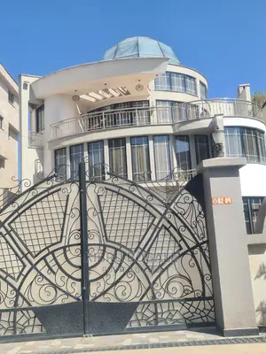 7bdrm House in Cmc, Bole for sale