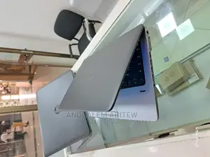New Laptop HP EliteBook 840 4GB Intel Core I5 SSHD+SSD 500GB