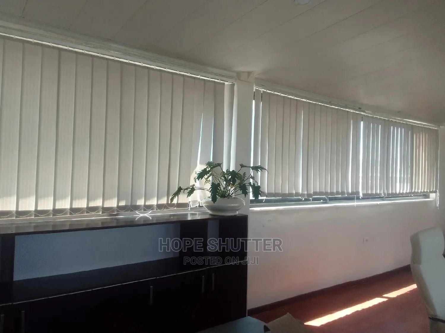 Hope Shuttet Engineering ሻተር ስራ