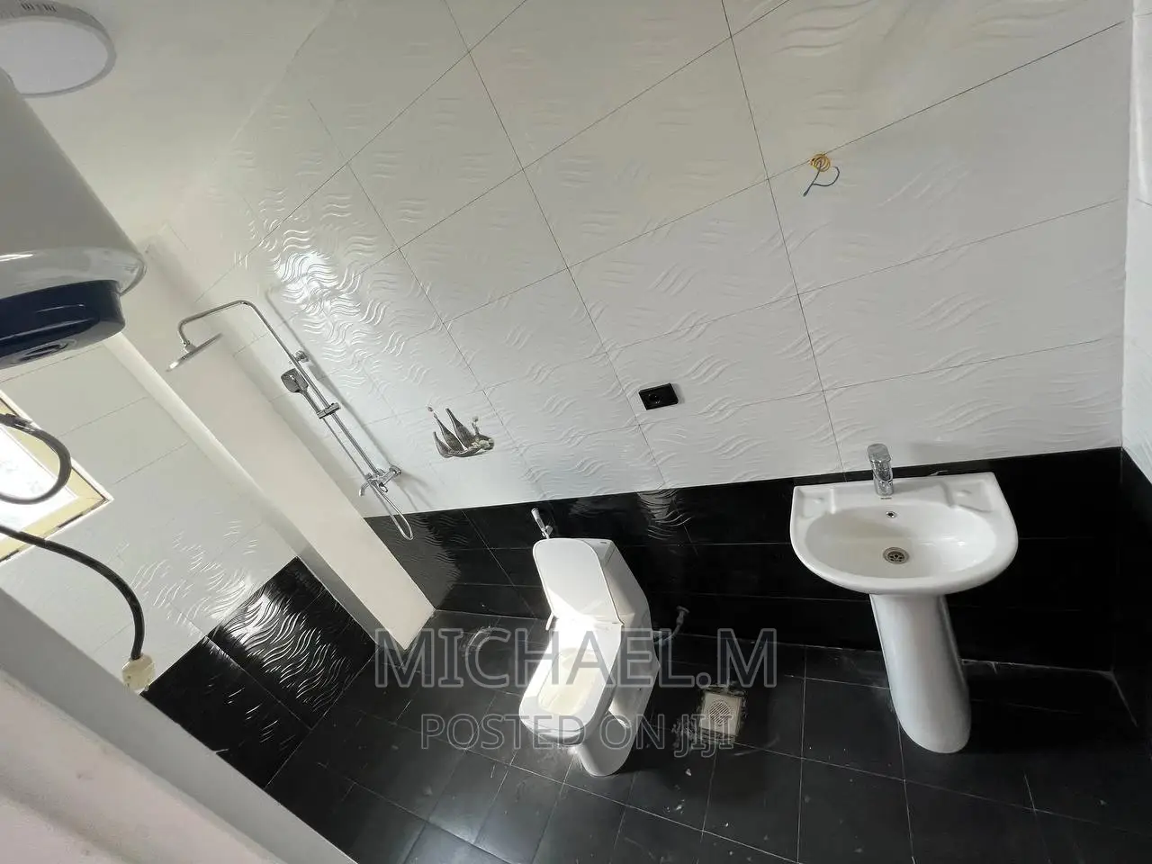 Furnished 1bdrm Apartment in Siket Real Estate, Gullele for sale