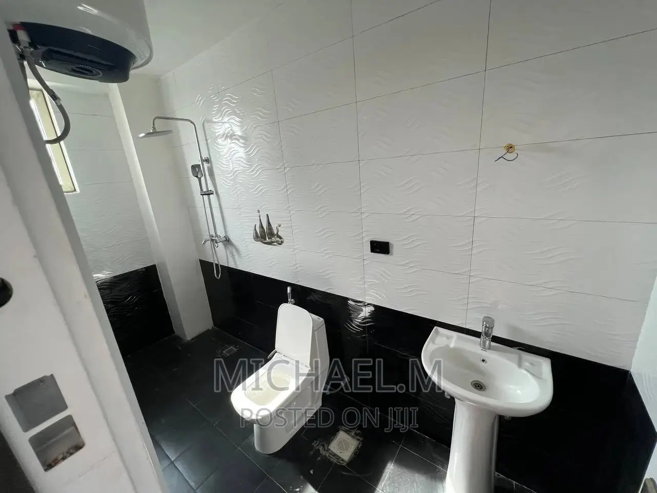 Furnished 1bdrm Apartment in Siket Real Estate, Gullele for sale