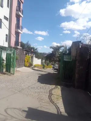 3bdrm House in Bole for sale