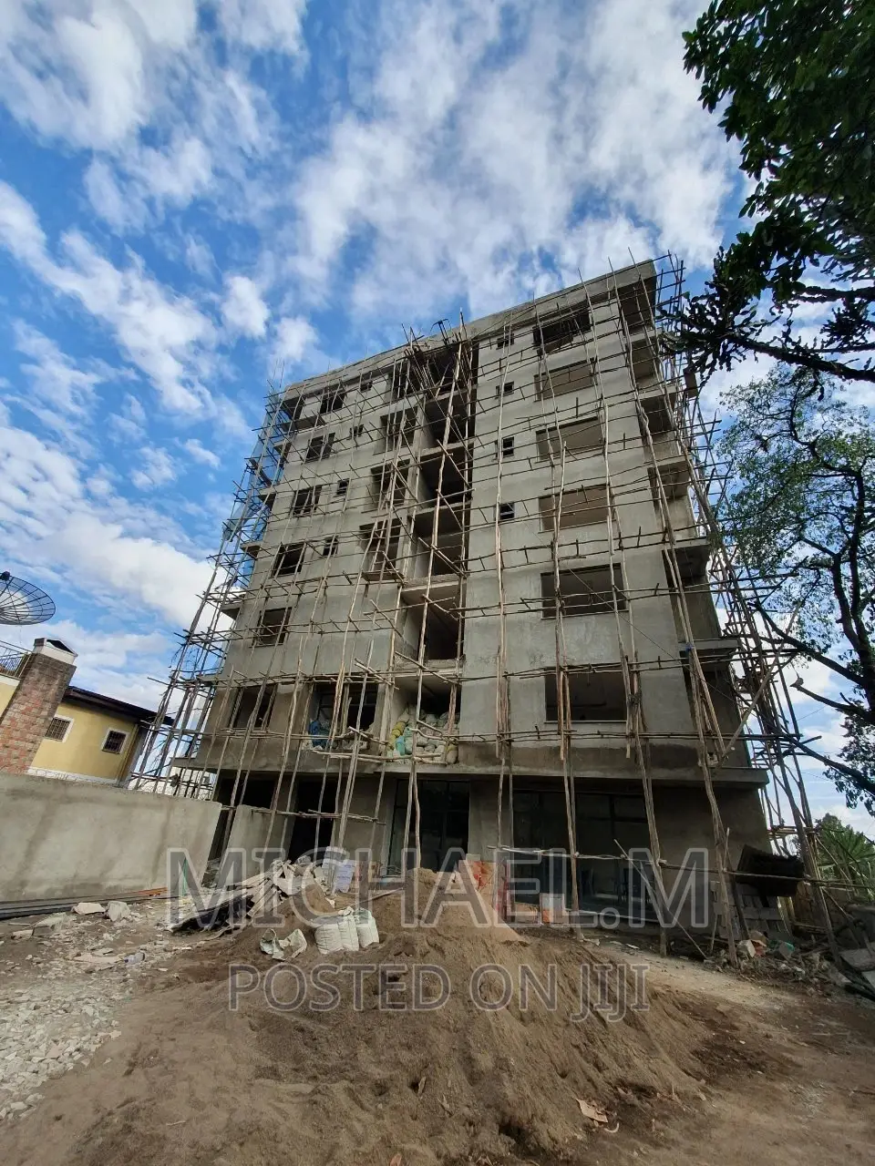 Furnished 2bdrm Apartment in Bf Real Estate, Gullele for Sale