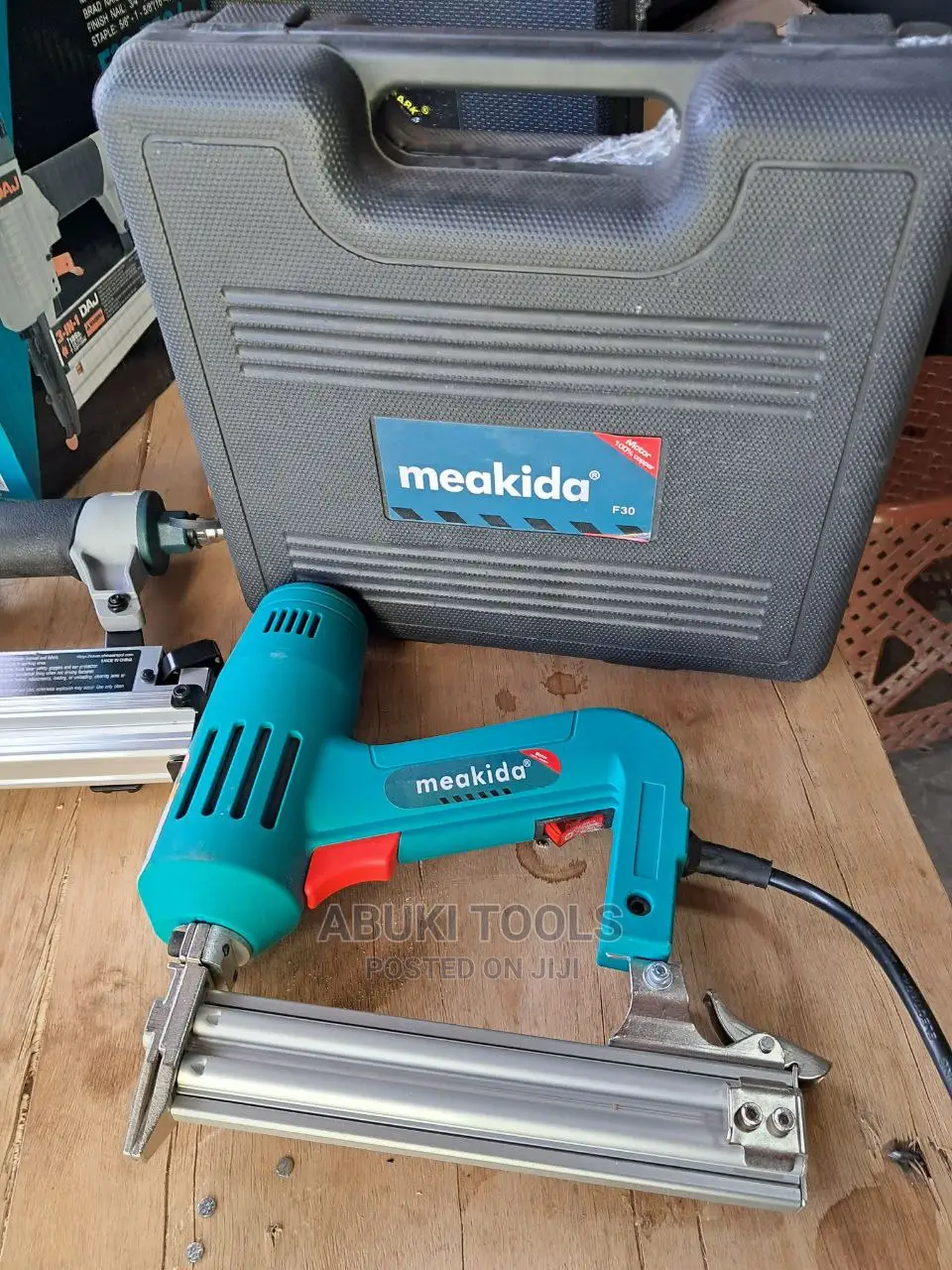 Makida Nail Gun