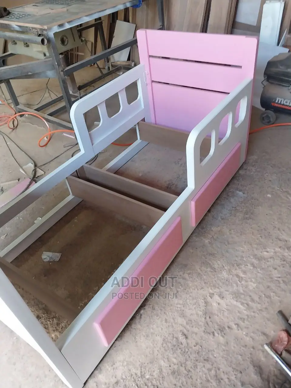 የልጆች አልጋ/ Childrens Bed