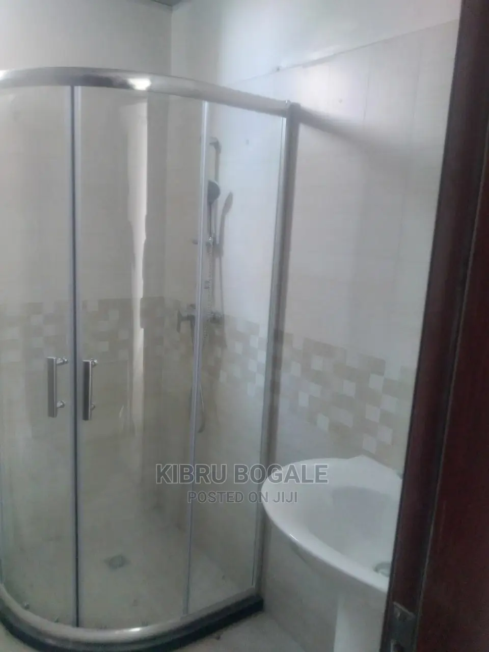 3bdrm Apartment in Figa, Bole for sale