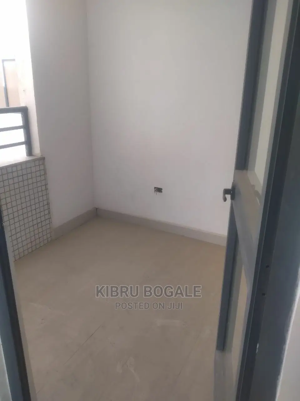 3bdrm Apartment in Figa, Bole for sale