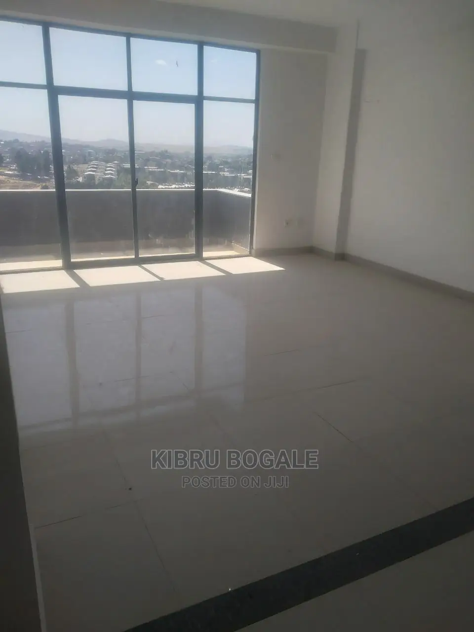 3bdrm Apartment in Figa, Bole for sale