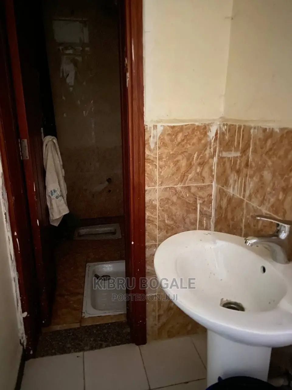 3bdrm Villa in Ayat, Bole for Sale
