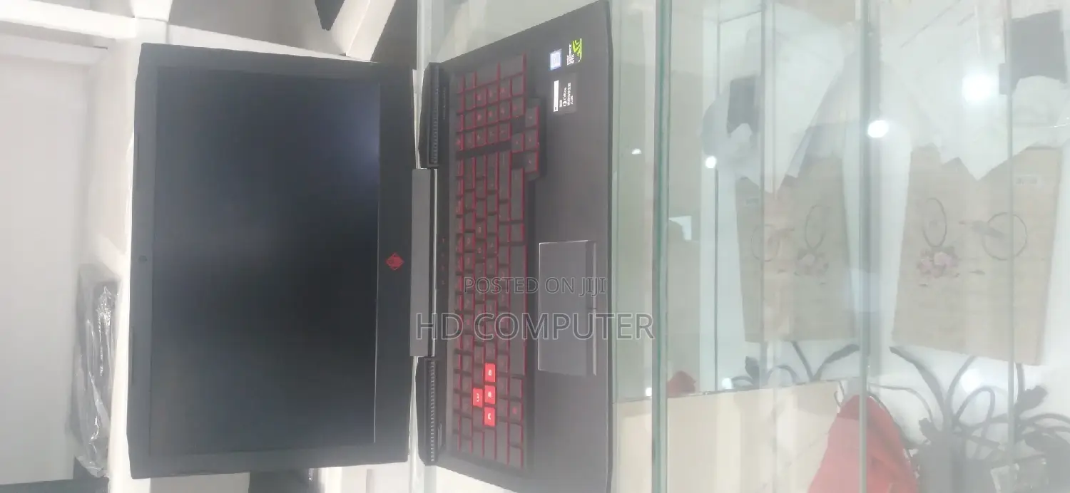 New Laptop HP Omen 16 8GB Intel Core I5 SSD 256GB