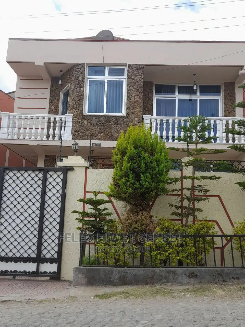 Furnished 6bdrm House in Aa, Bole for Sale