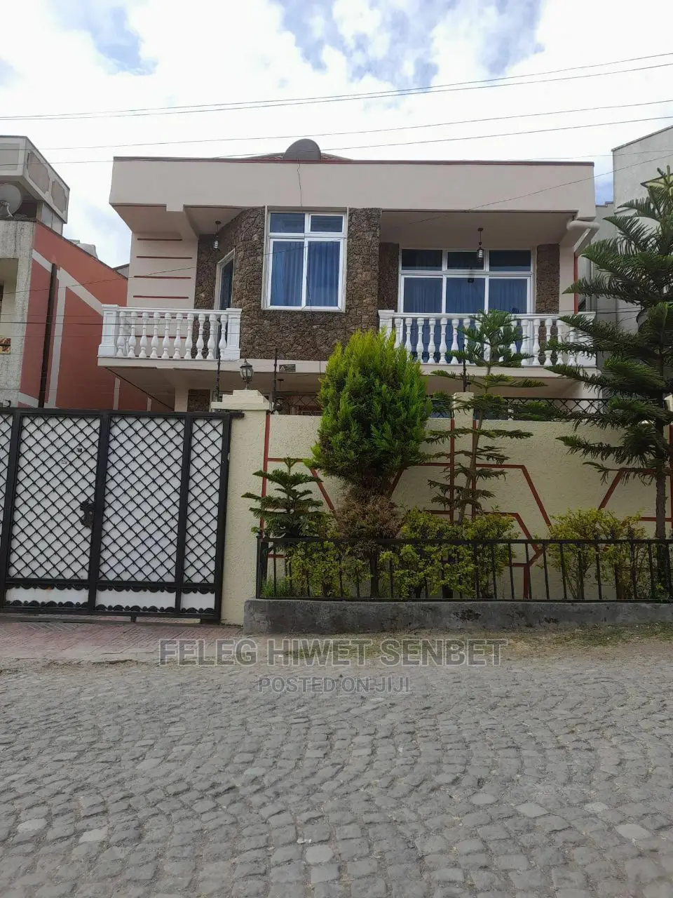 Furnished 6bdrm House in Aa, Bole for Sale
