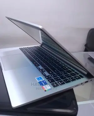 New Laptop Samsung Galaxy Book 2 8GB Intel Core I5 SSD 512GB