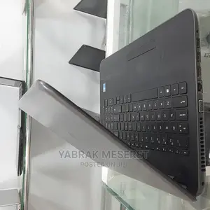 New Laptop HP 4GB Intel Core I3 SSD 500GB