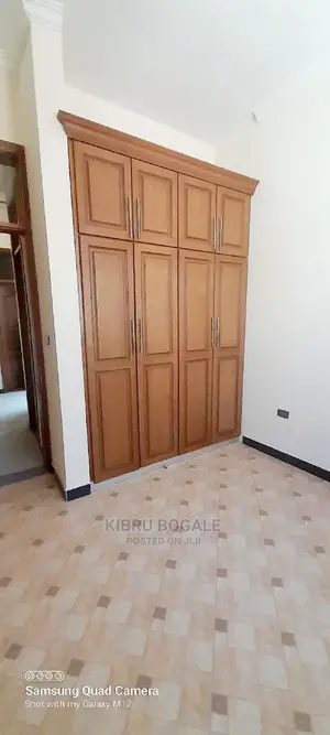 3bdrm Villa in Ayat, Bole for Sale