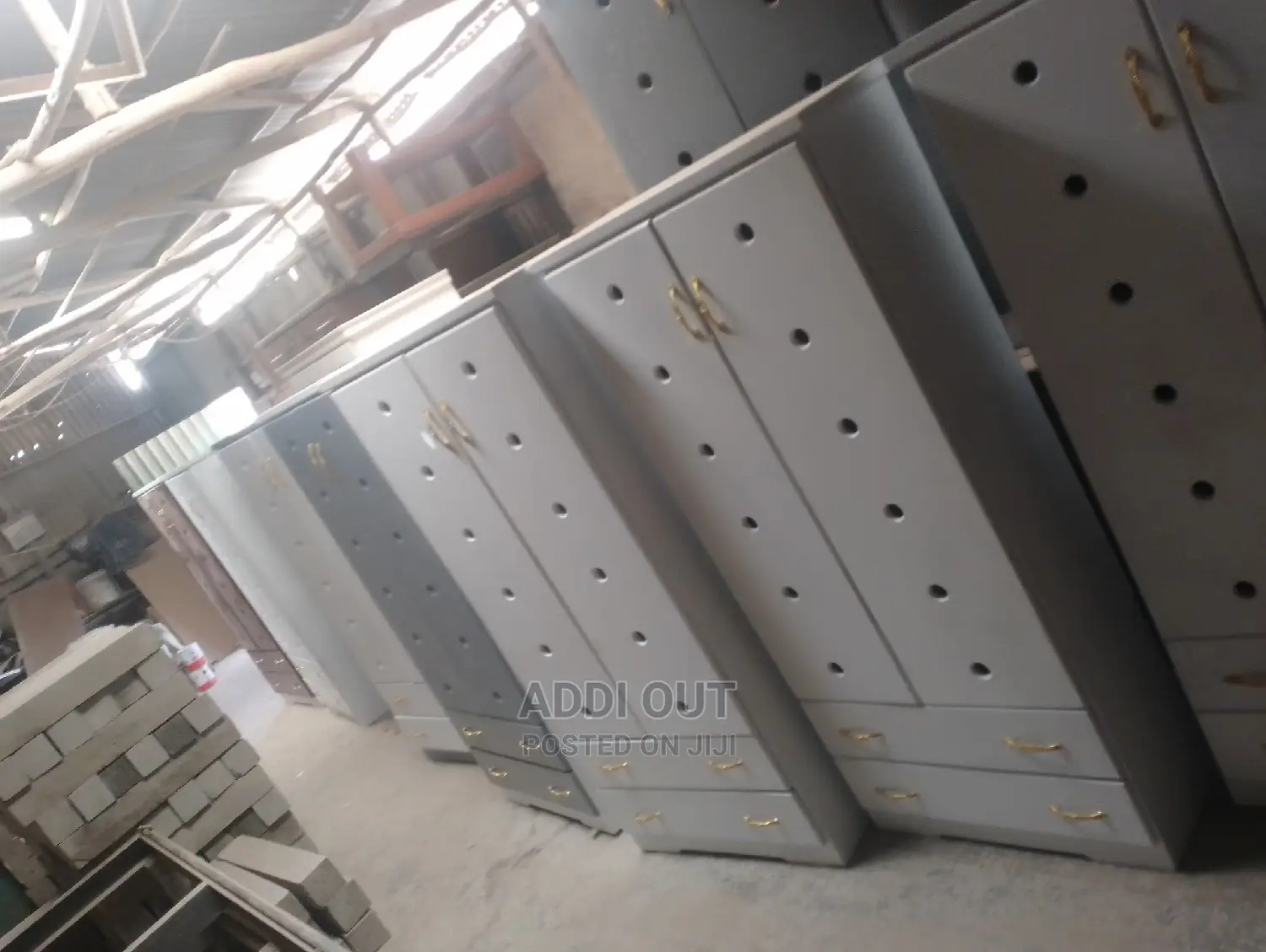 የጫማ መደርደሪያዎች/ Shoe Racks