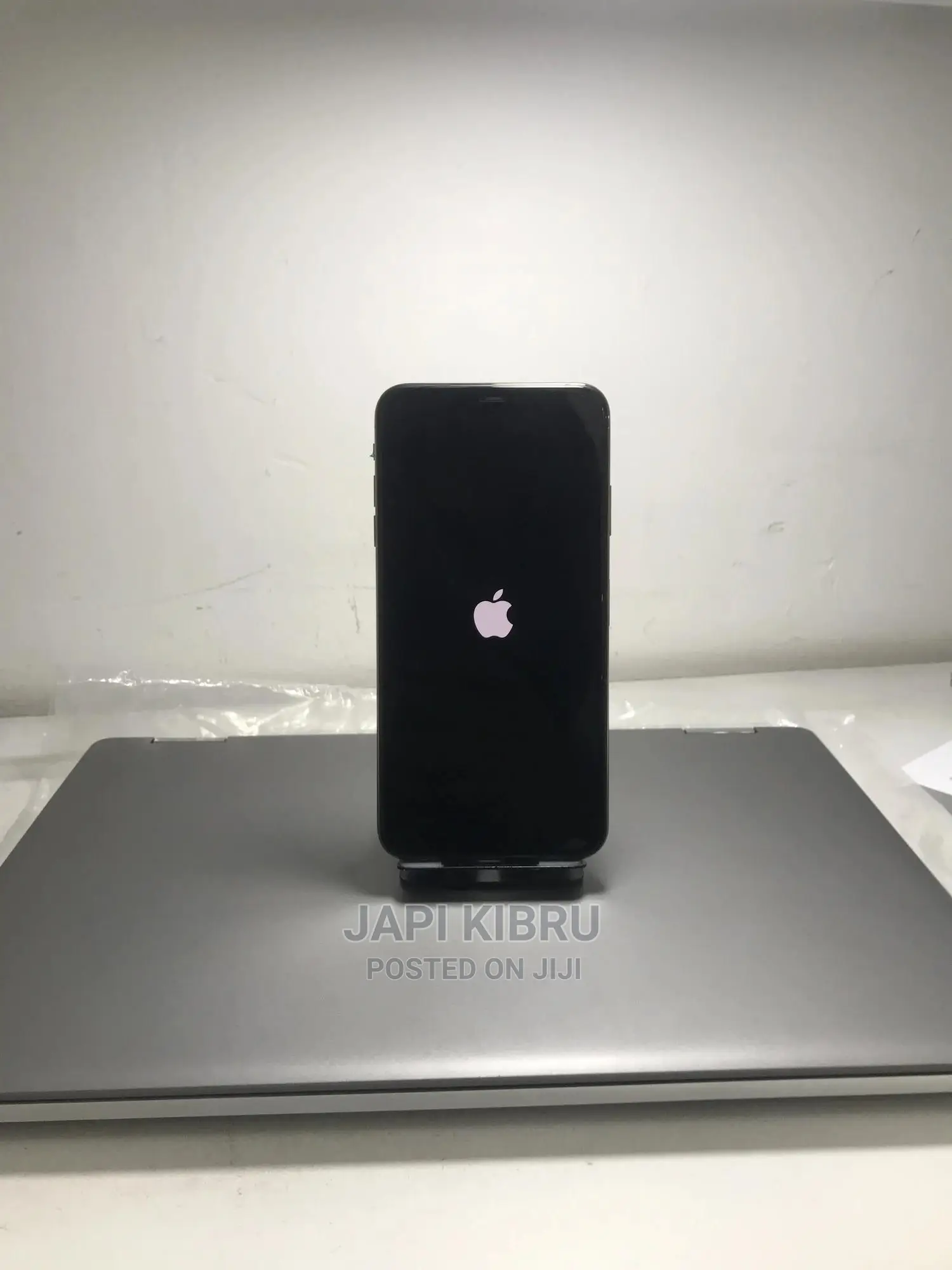 Apple iPhone XS Max 64 GB Gold