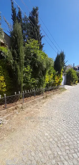 5bdrm House in Ayat, Bole for Sale