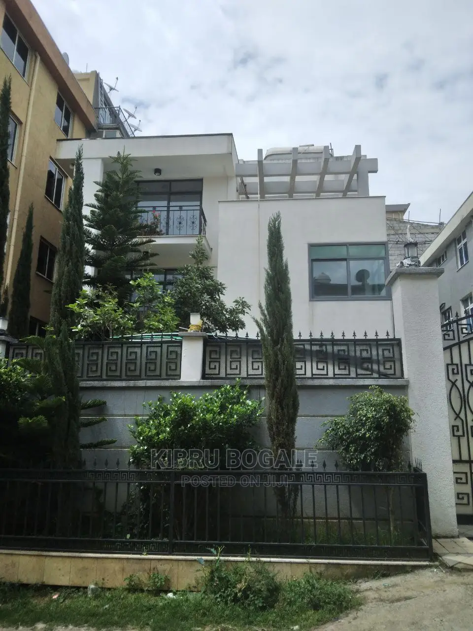 6bdrm House in Samit, Bole for sale