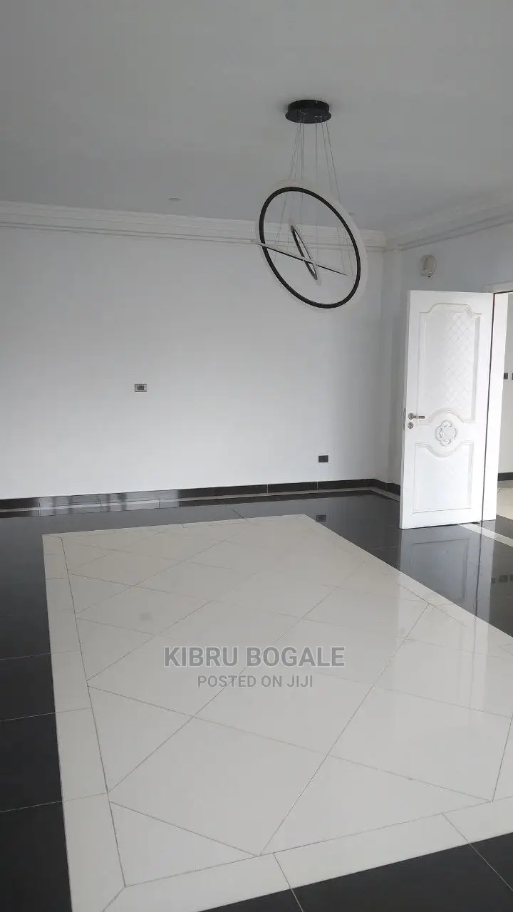 6bdrm House in Samit, Bole for sale