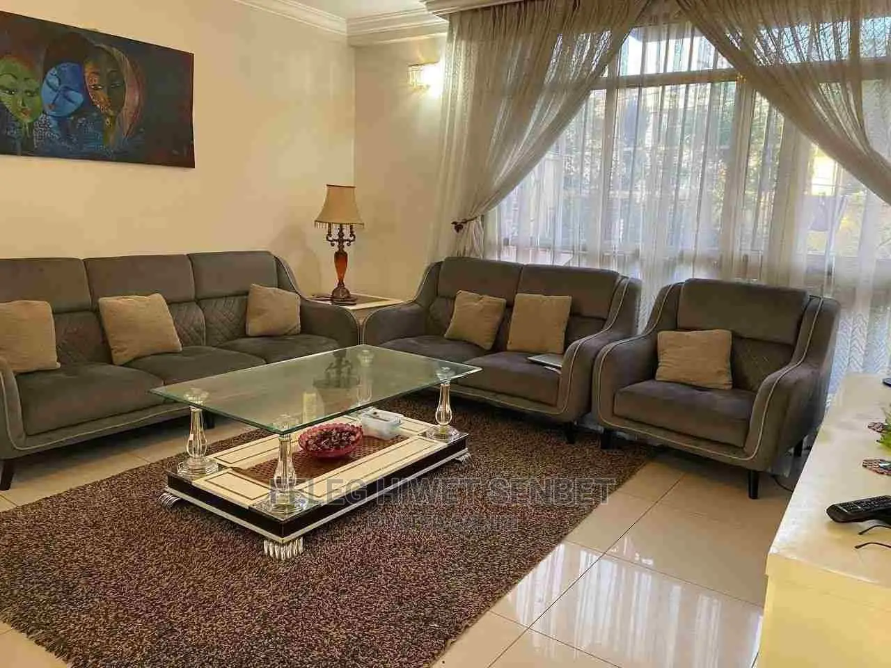Furnished 6bdrm House in አአ, Bole for Sale