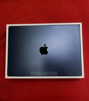 Laptop Apple MacBook Air 2022 M2 8GB Apple M2 SSD 256GB