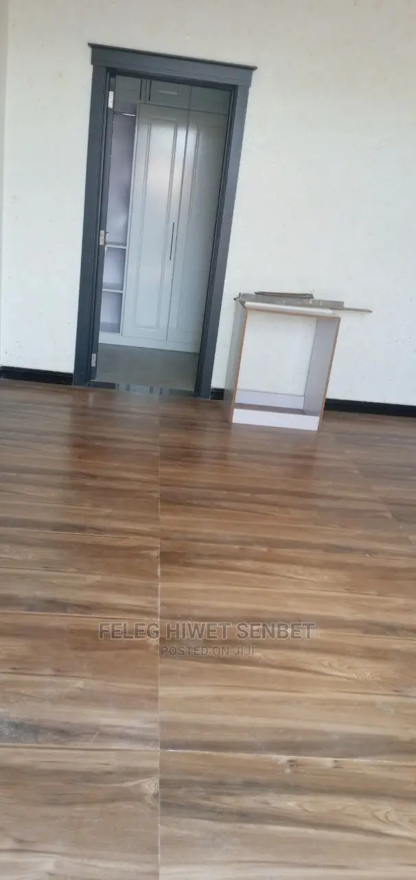 6bdrm House in አአ, Bole for Sale